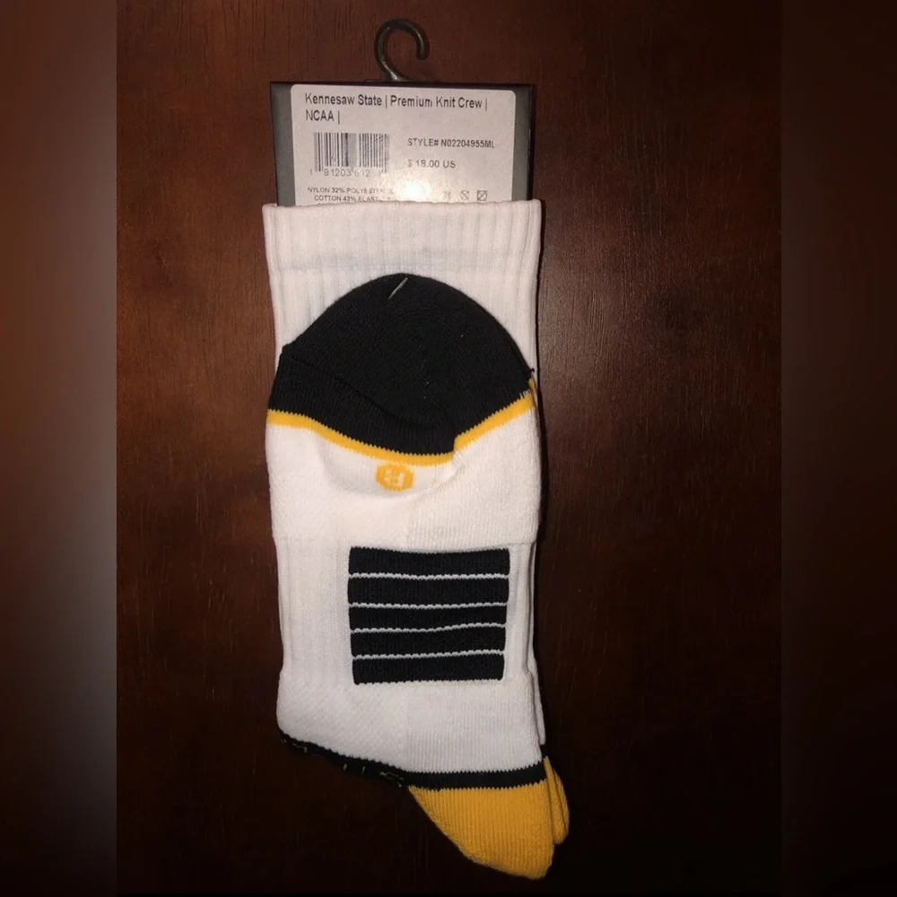 KENNESAW STATE UNIVERSITY STRIDELINE CREW SOCKS NWT MEN’S SHOE SIZE 8-12